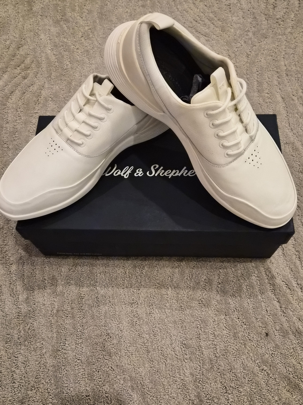NEW - Men's Wolf & Shepherd White Casual Crossover Sneakers & Golf Shoes-12.5